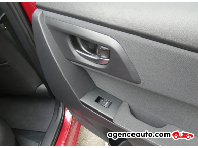Toyota Auris — 15
